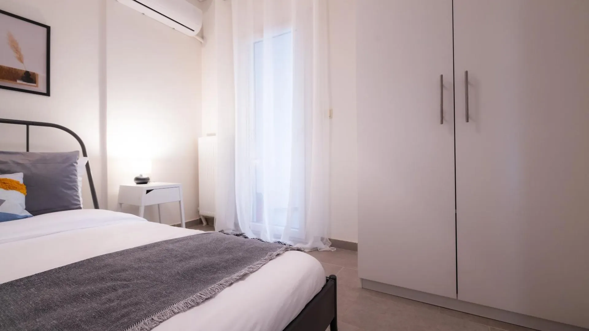 Phaedrus Living: City Flat Megakleous Apartamento Tessalónica